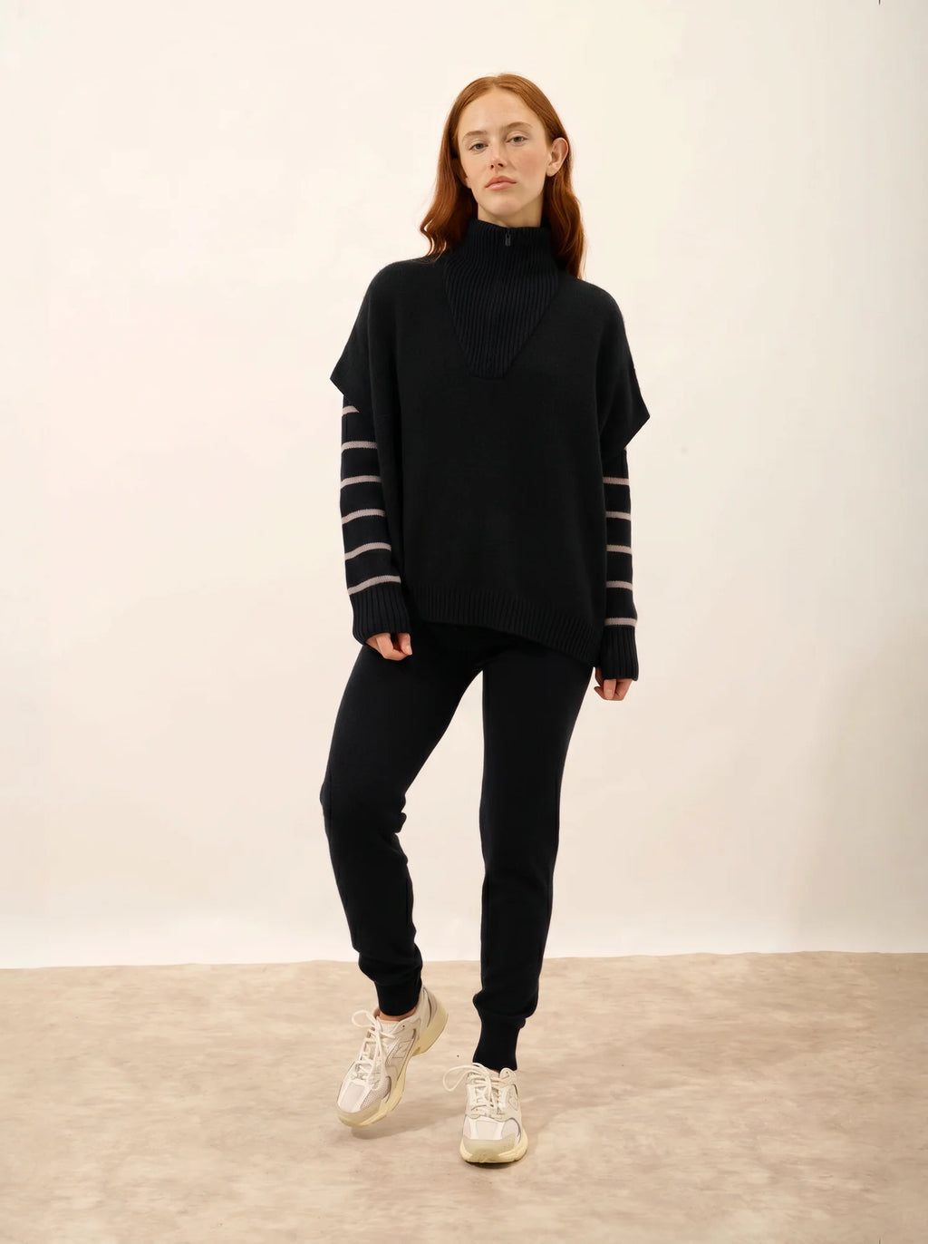 VIVIENNE Poncho Col Camionneur 4 Fils Noir