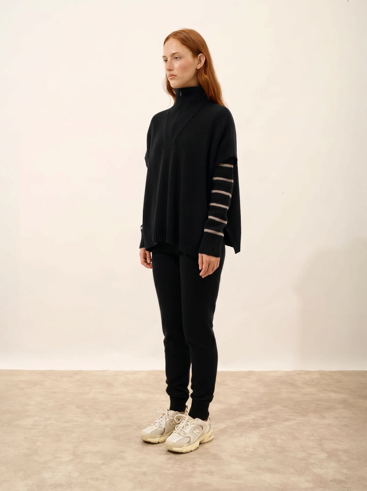 VIVIENNE Poncho Col Camionneur 4 Fils Noir