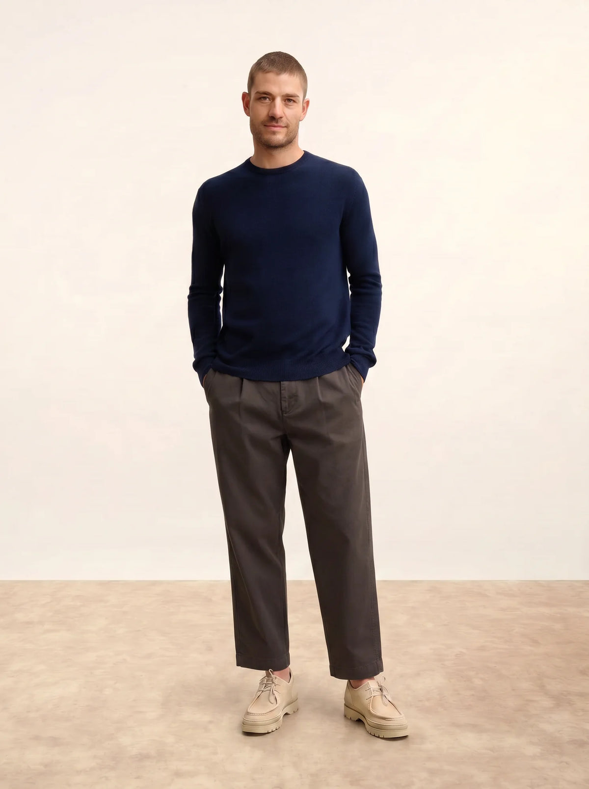 HOWARD Pull Col Rond Bleu Marine
