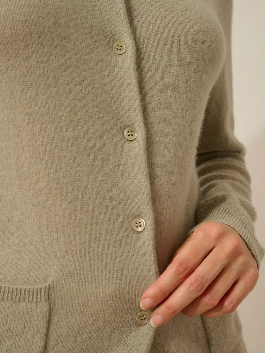 KATHARINE Cardigan Crew Neck Olive