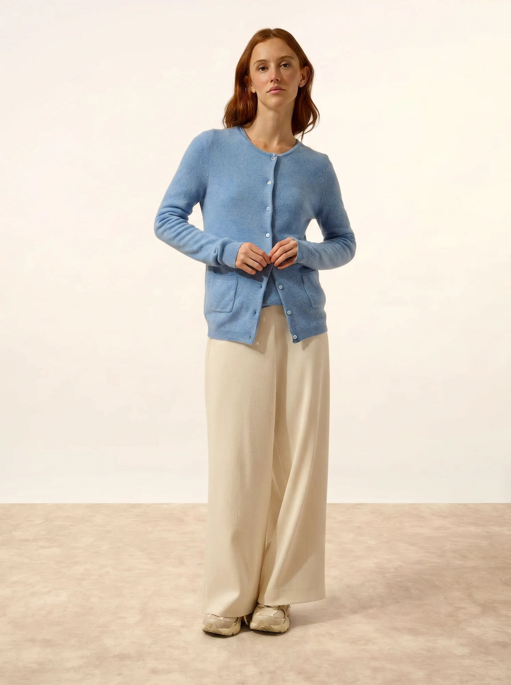 KATHARINE Strickjacke Rundhalsausschnitt Himmelblau