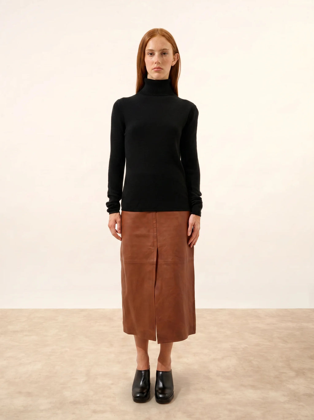 AVA Pull Col Roulé Noir