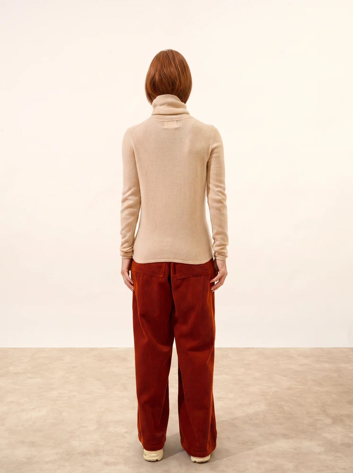 AVA Pull Col Roulé Sable