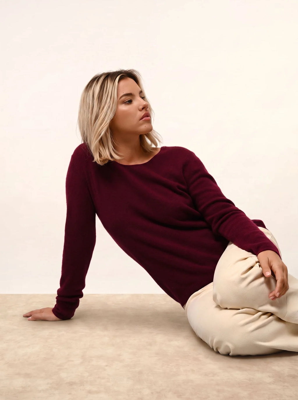 FIONA Pull Col Rond Bordeaux