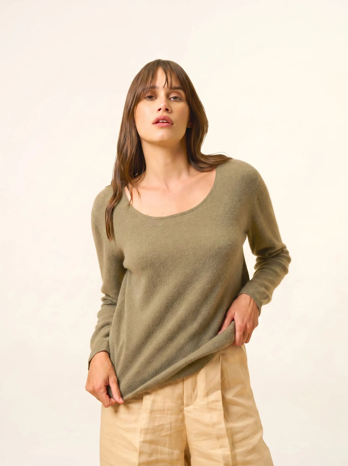 FIONA Pull Col Rond Army