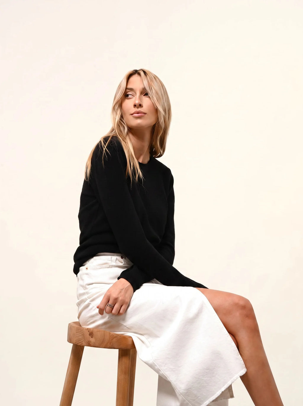 VIVIAN Pull Col Rond Noir