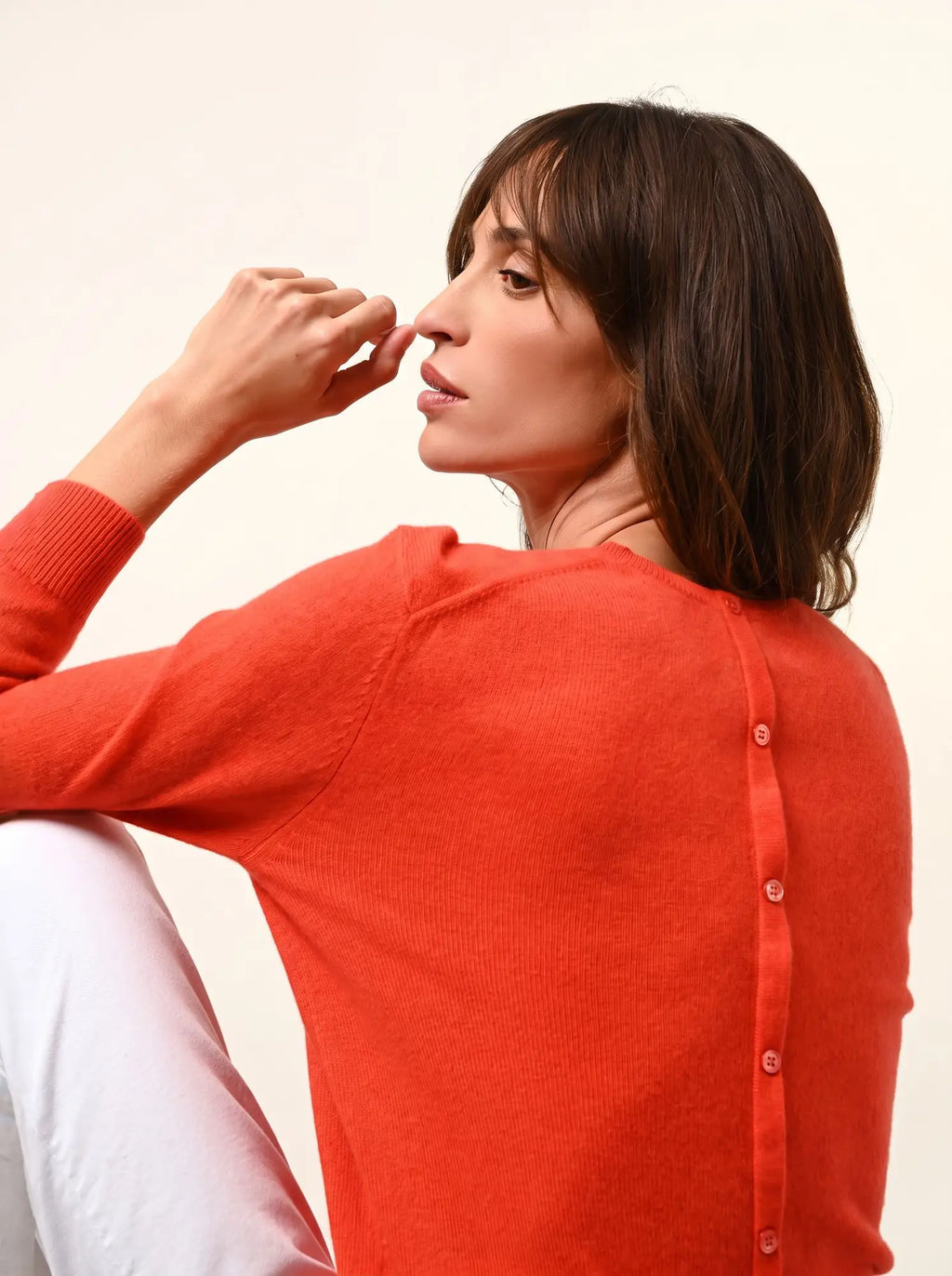 JANICE Sweater Crew Neck Buttoned Back Orange