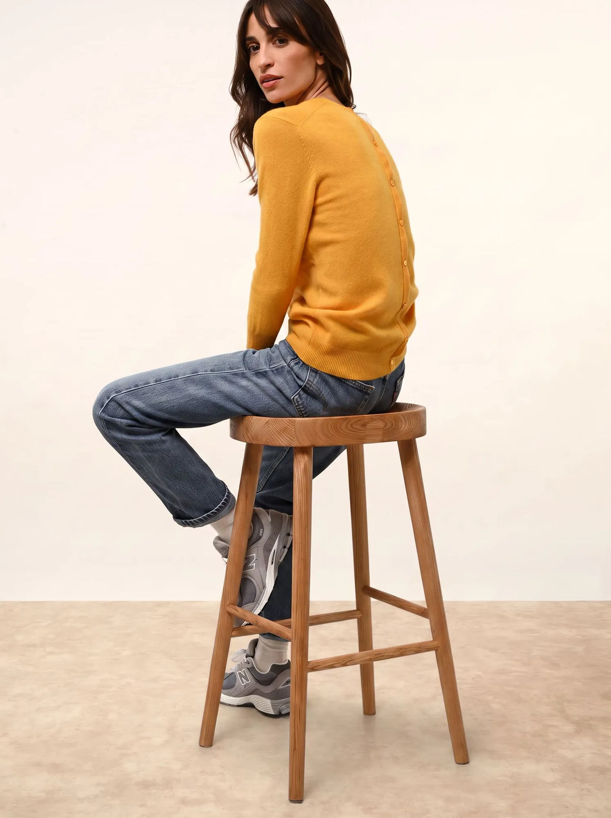 JANICE Sweater Crew Neck Buttoned Back Turmeric