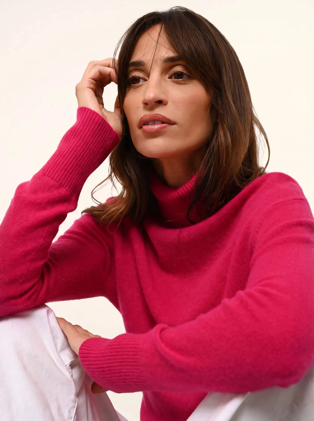 LEXIE Pull Col Roulé Fuchsia