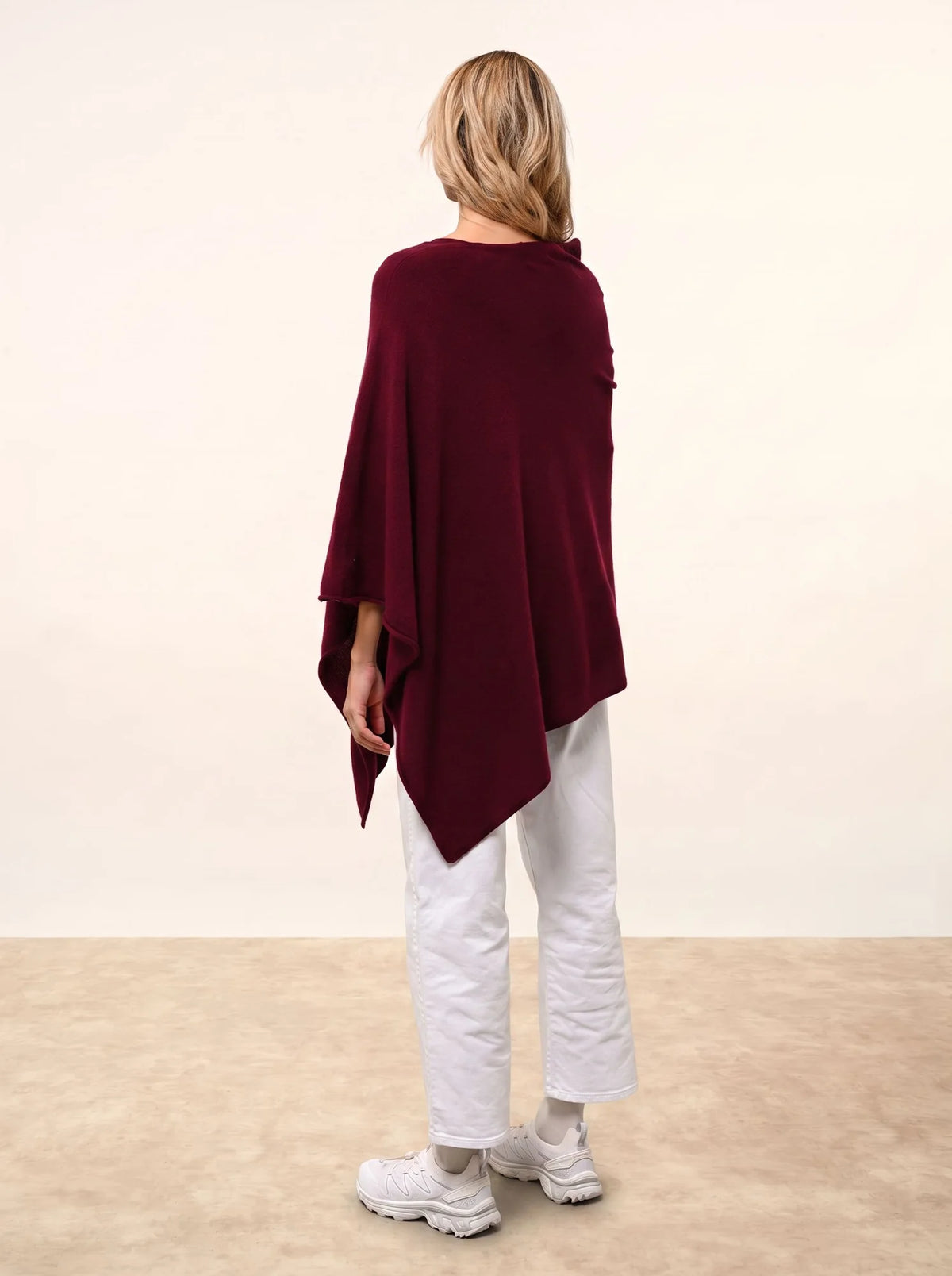 MEREDITH Poncho Bordeaux