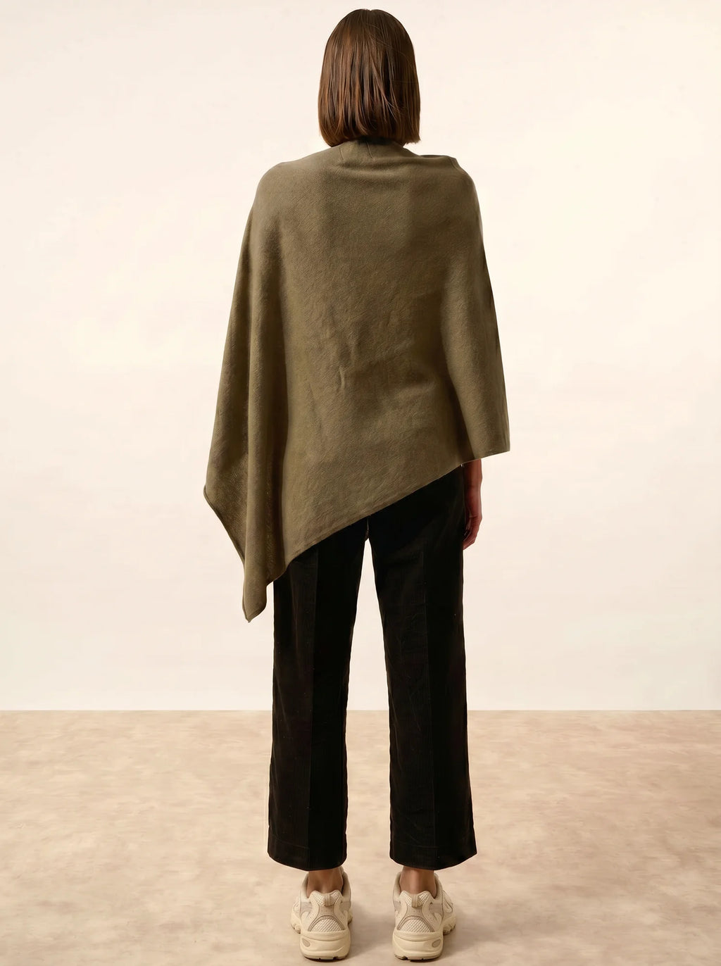 MEREDITH Poncho Army Green