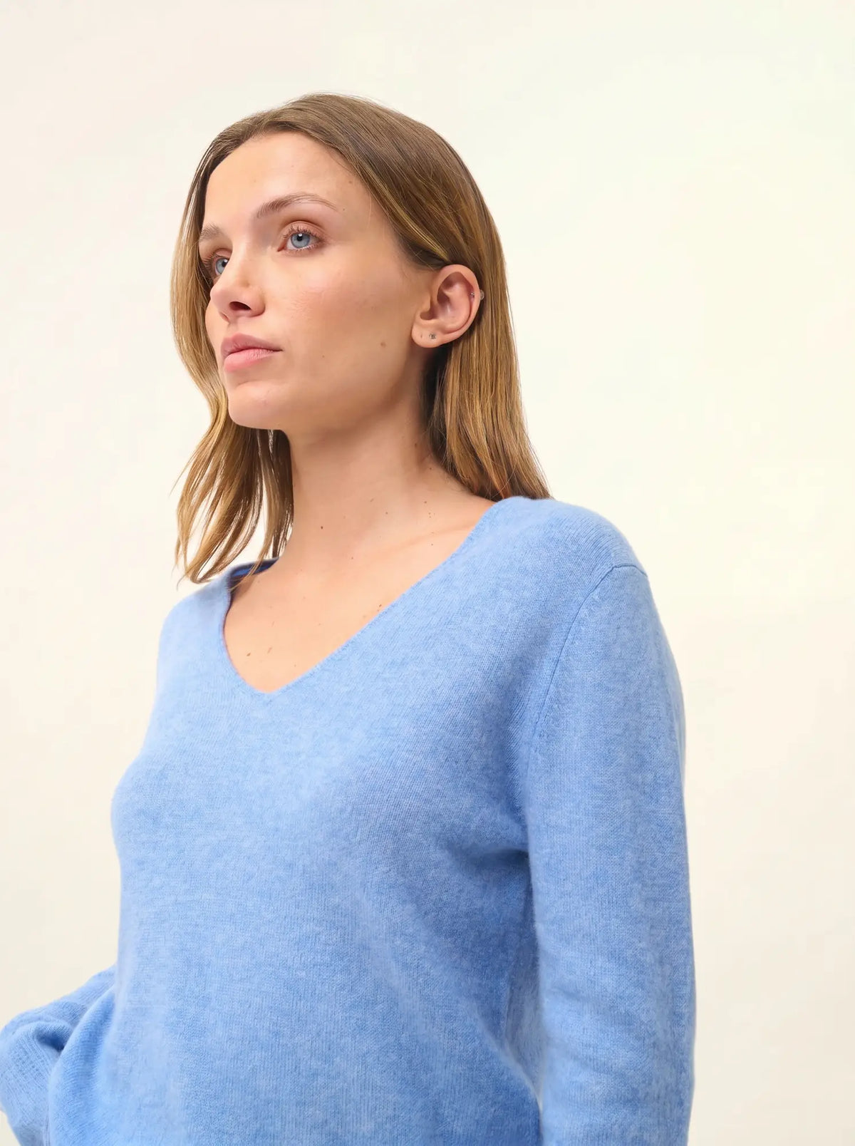JOAN Pull Col V Ciel