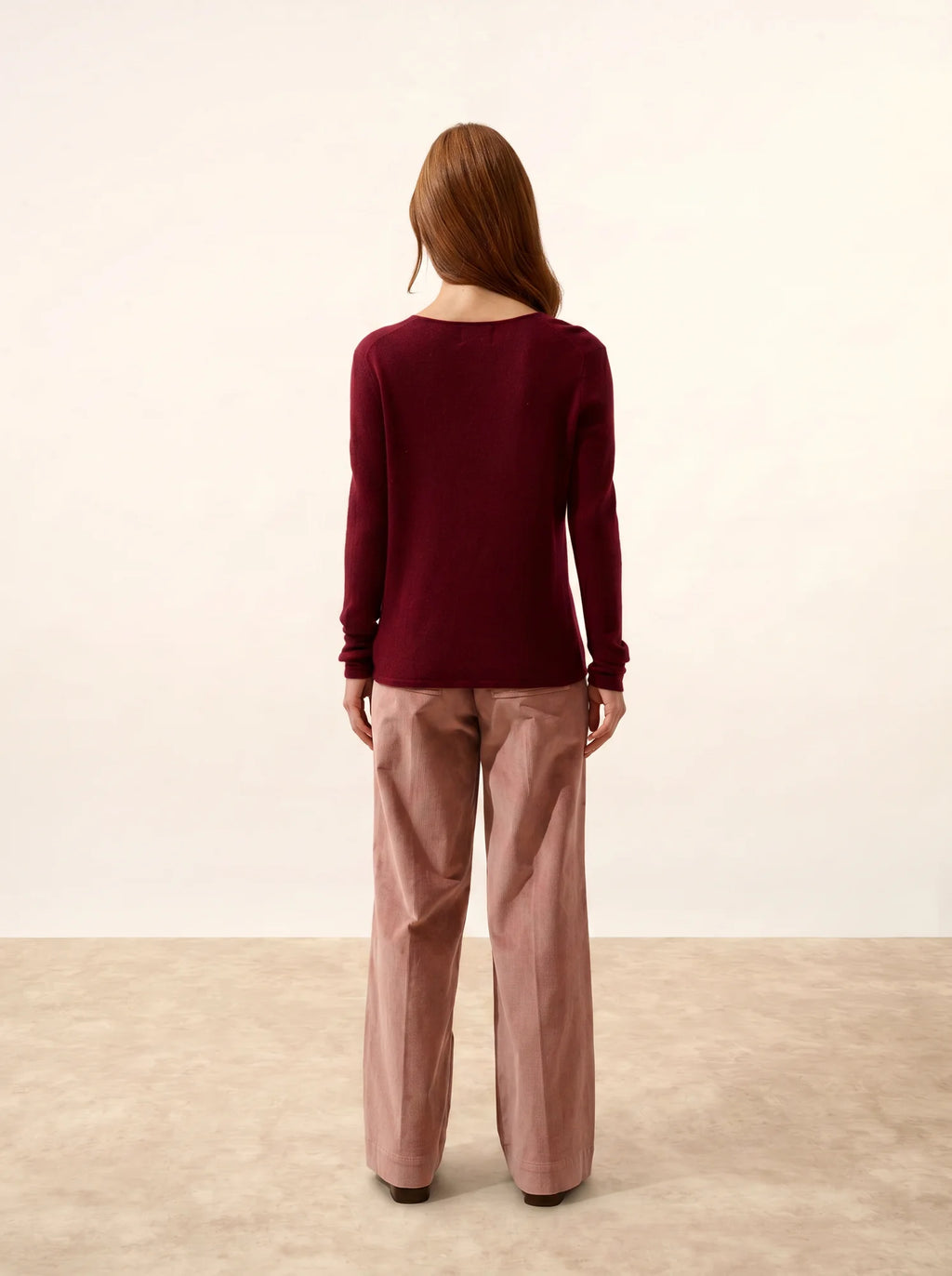JOAN Sweater V-Neck Burgundy