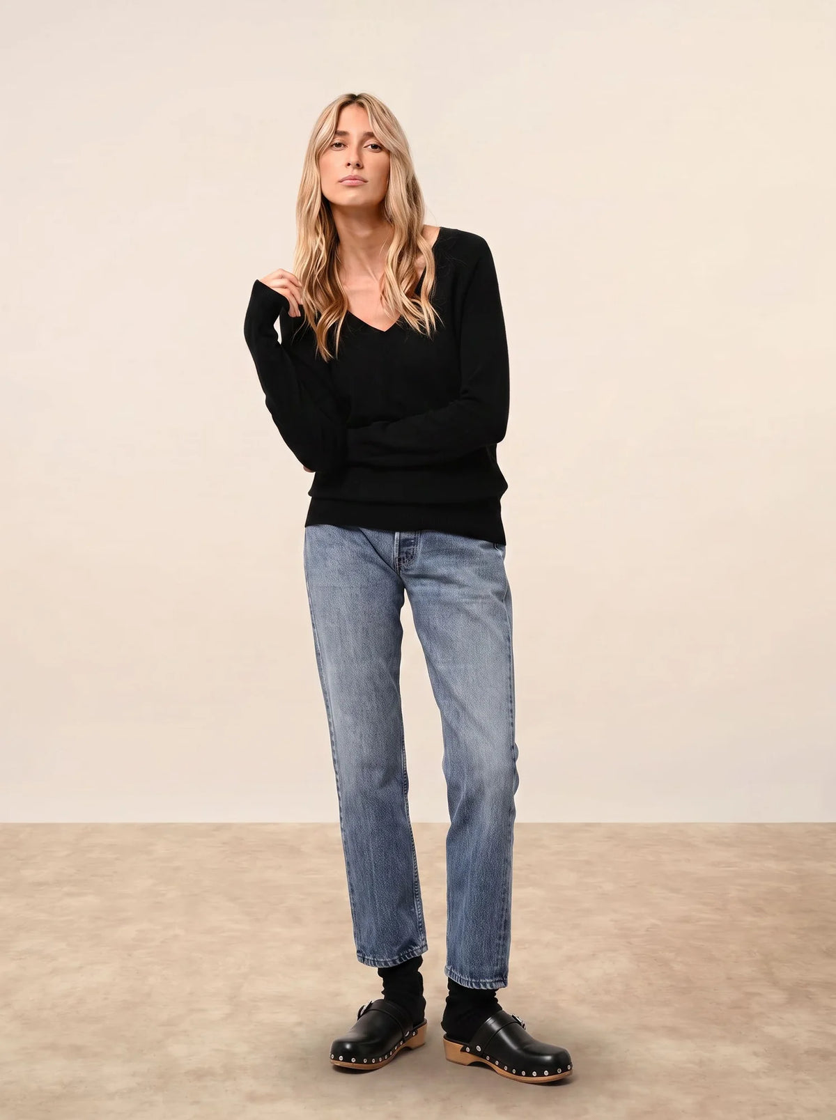 PHOEBE Pull Col V Noir
