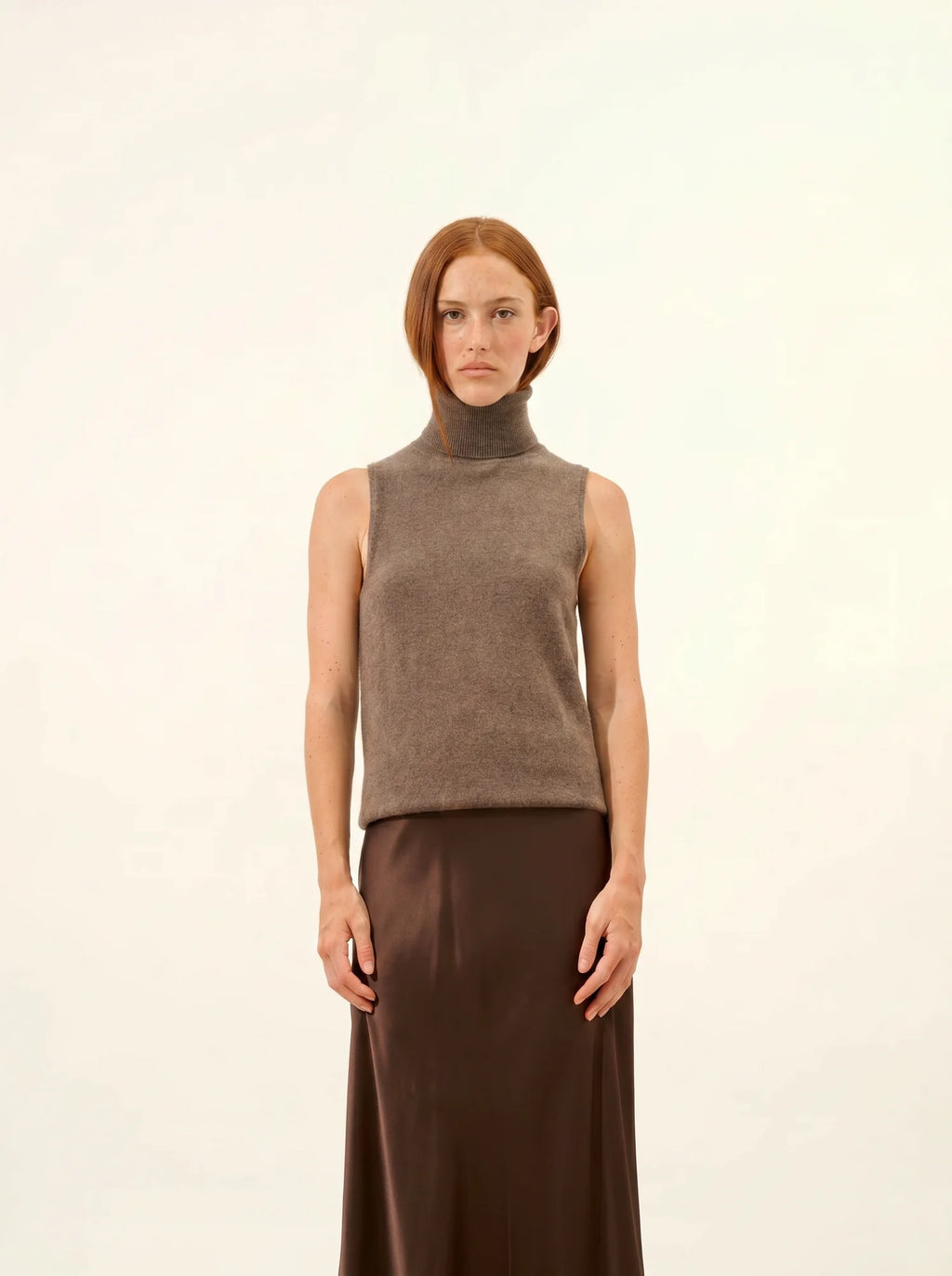 VIOLET Pull Col Roulé sans Manches Taupe Chiné