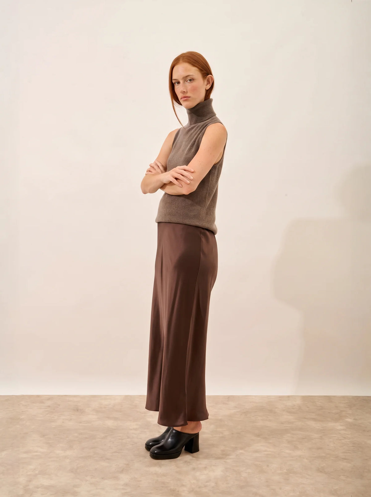 VIOLET Pull Col Roulé sans Manches Taupe Chiné