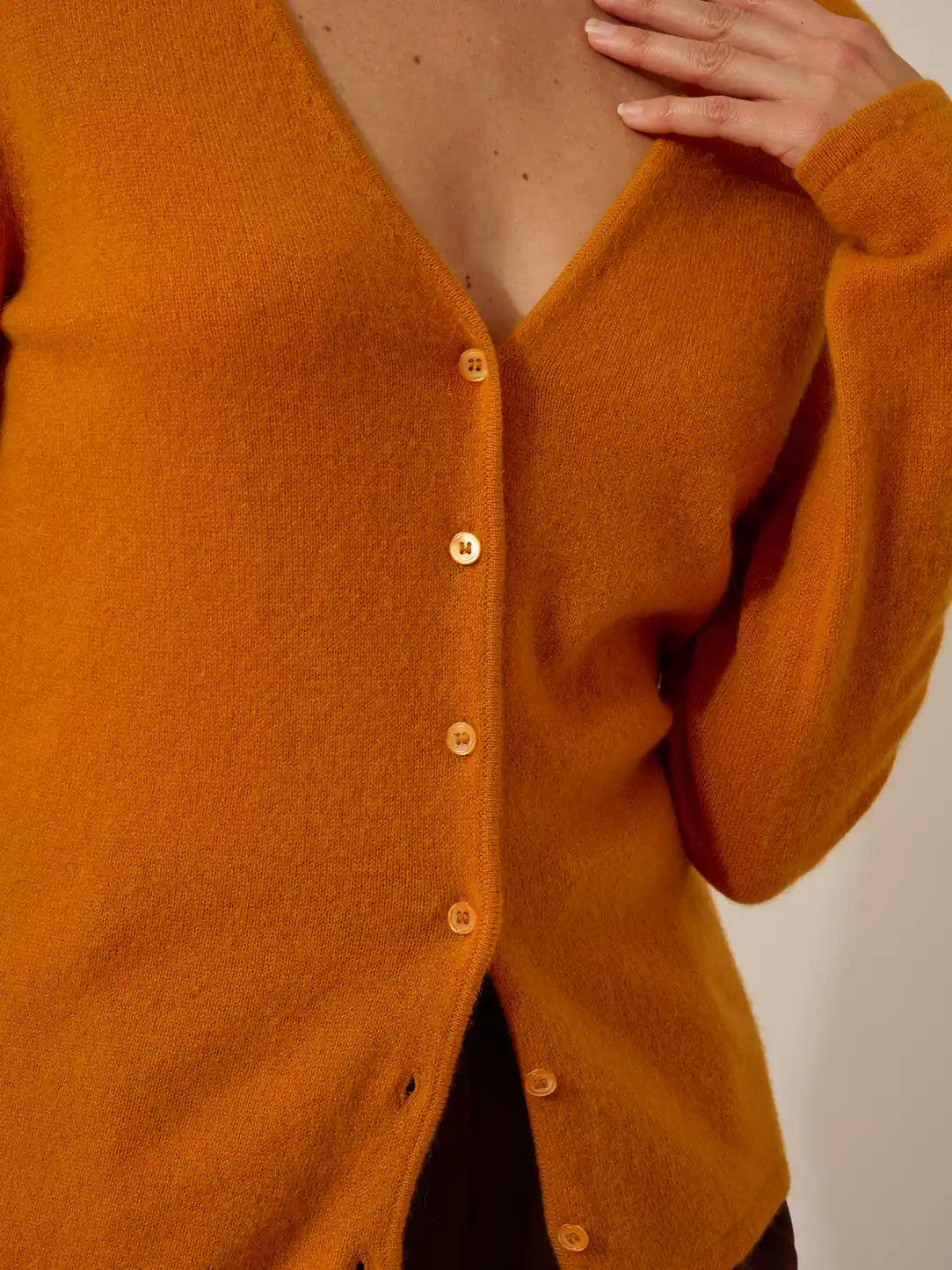NORMA Cardigan Col V Ocre