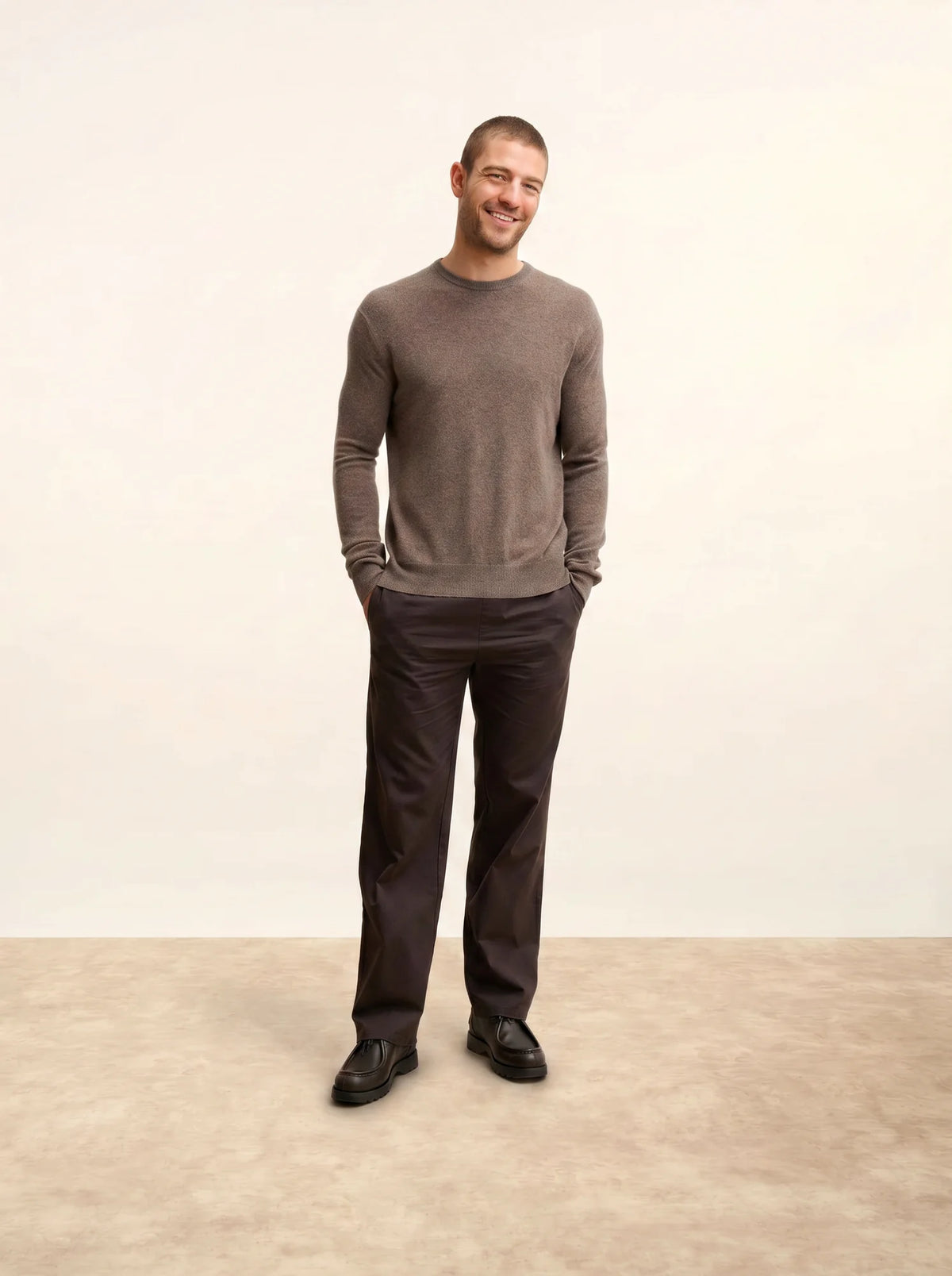 HOWARD Pullover Rundhalsausschnitt Taupe meliert