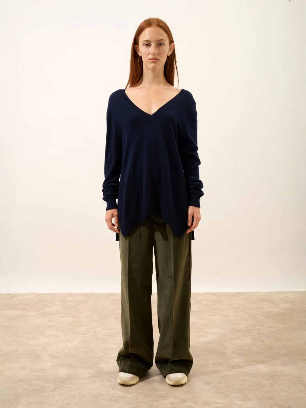 OPAL Sweater V-Neck Front and Back Navy