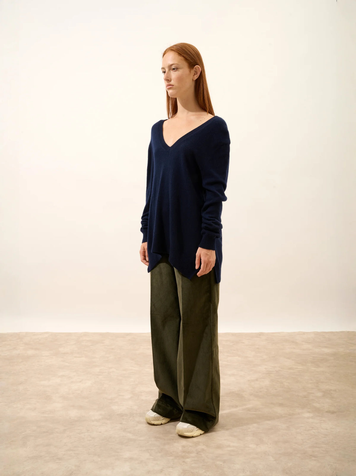 OPAL Sweater V-Neck Front and Back Navy