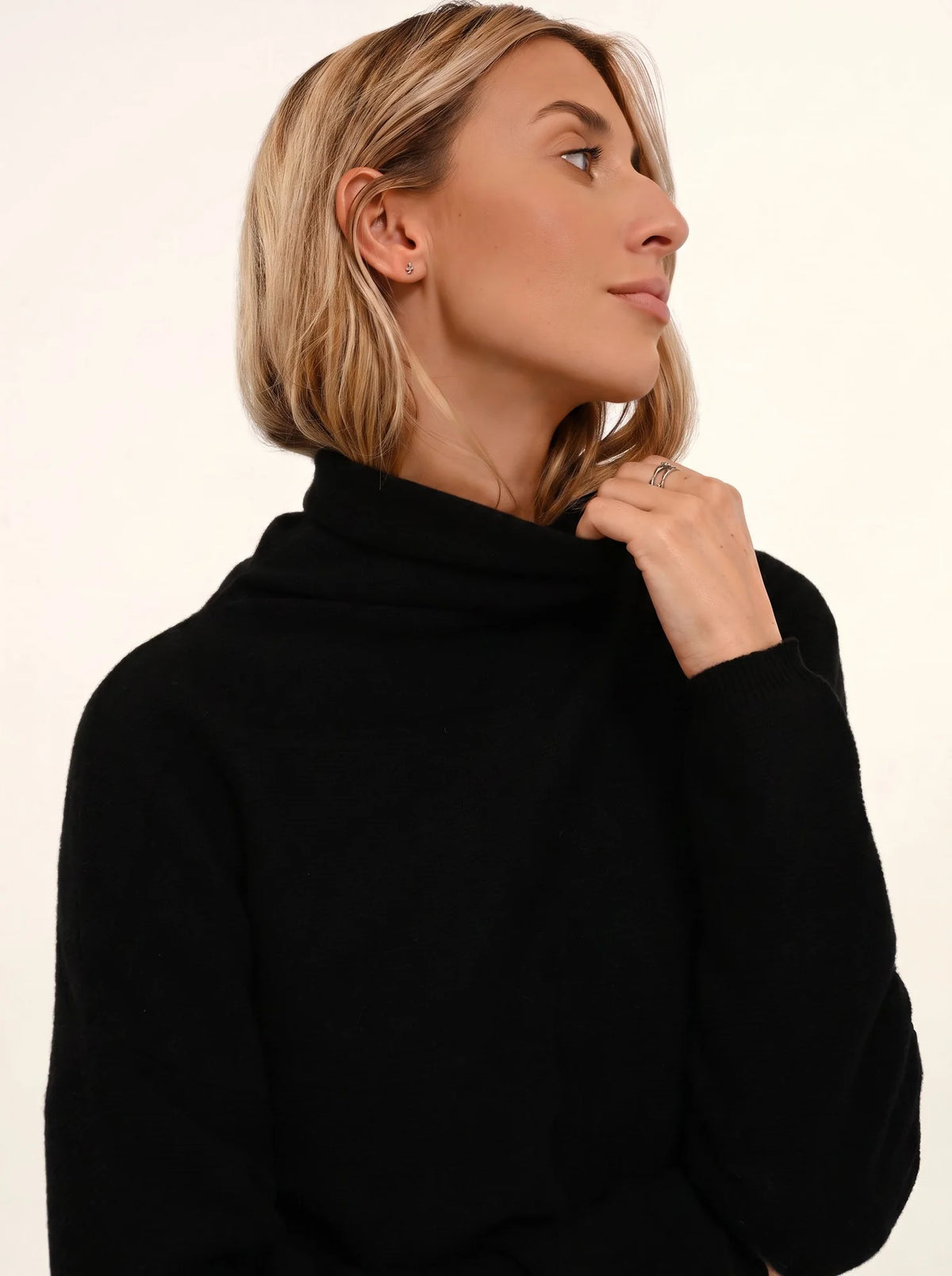 BLANTYRE Sweater Turtleneck Black