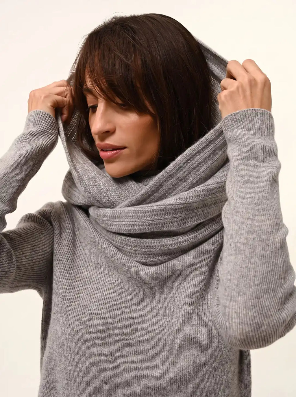 HUTTON Neck Warmer 4 Ply Heather Cloud