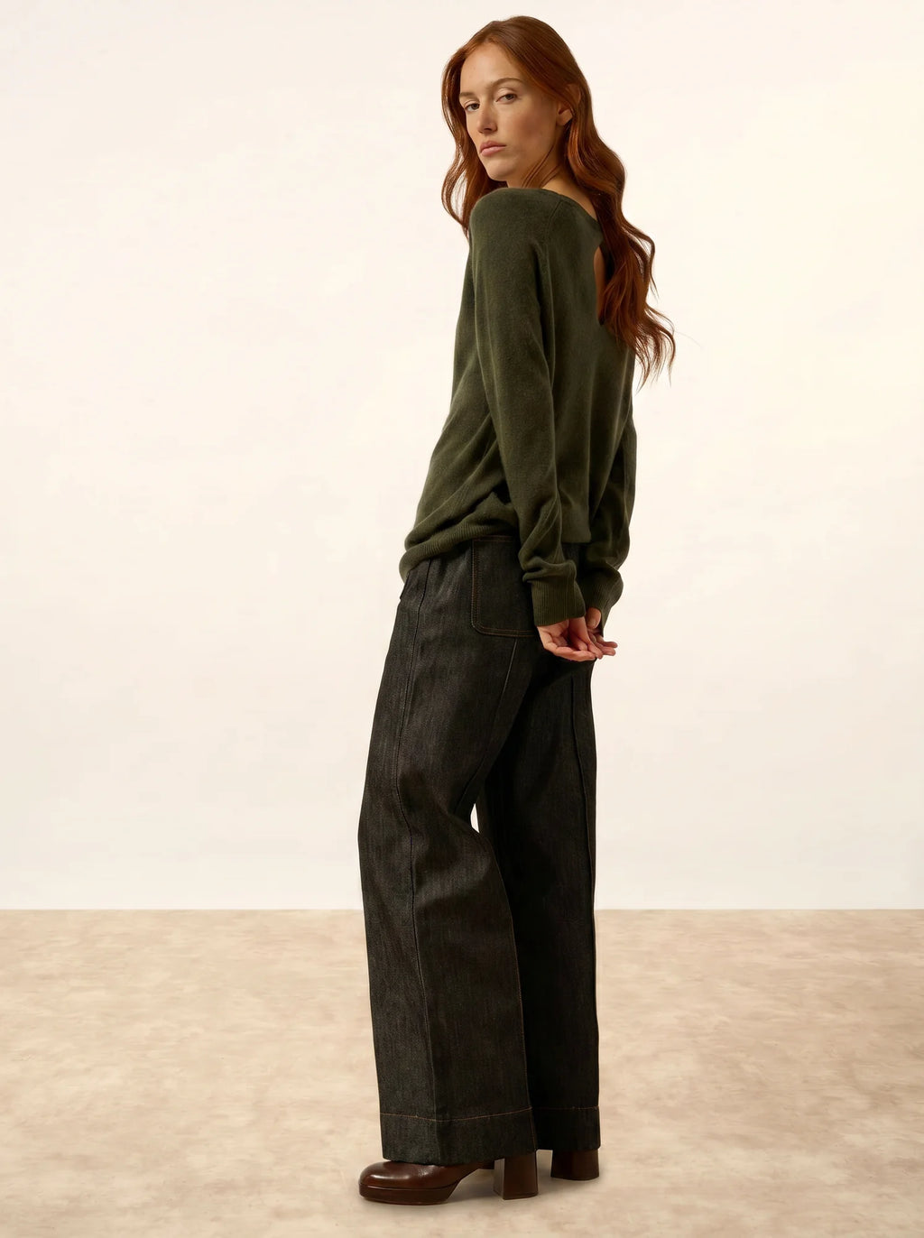 ABIGAILE Sweater Boat Neck Drop Back Khaki