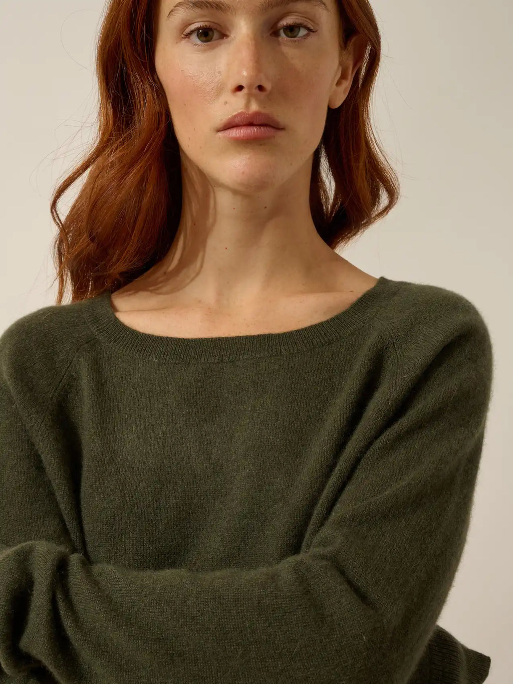 ABIGAILE Sweater Boat Neck Drop Back Khaki