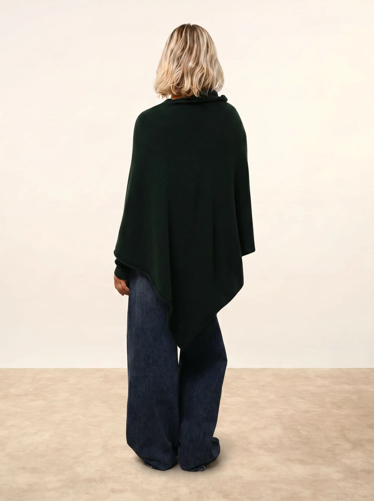 MEREDITH Poncho Kaki