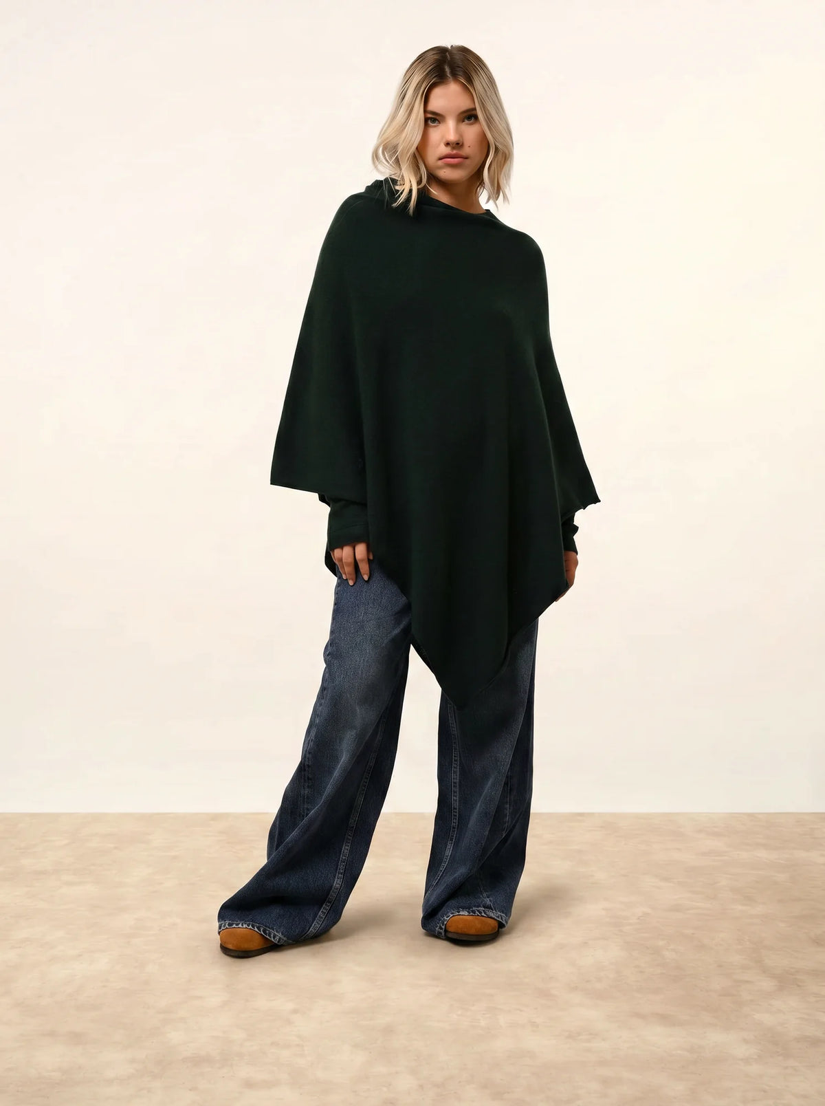 MEREDITH Poncho Kaki