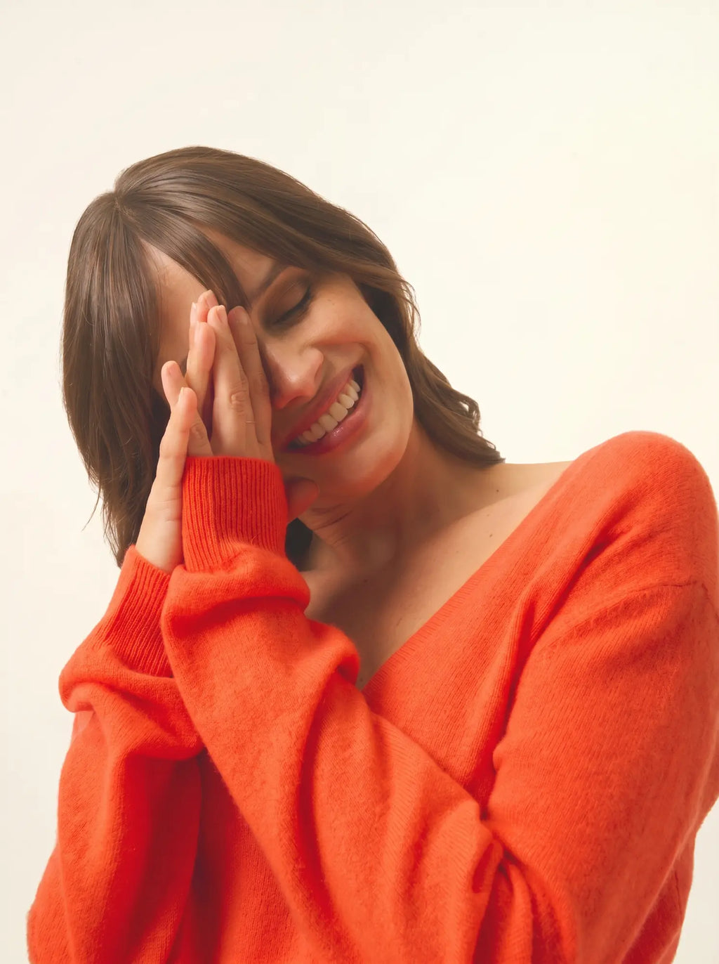 OPAL Pullover V-Ausschnitt vorne und hinten Orange