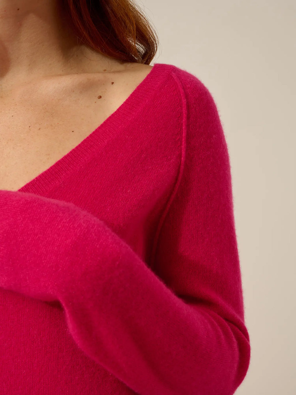 PHOEBE Pullover V-Ausschnitt Fuchsia