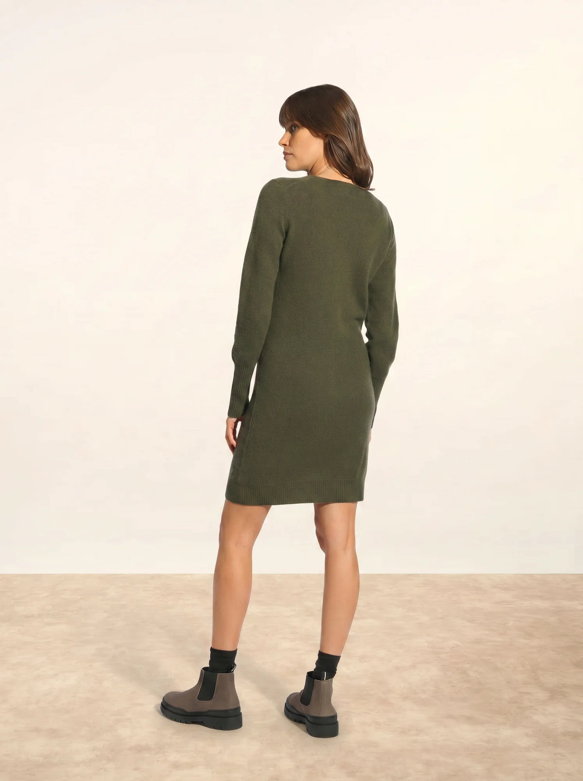 TRACY Robe Col V Kaki