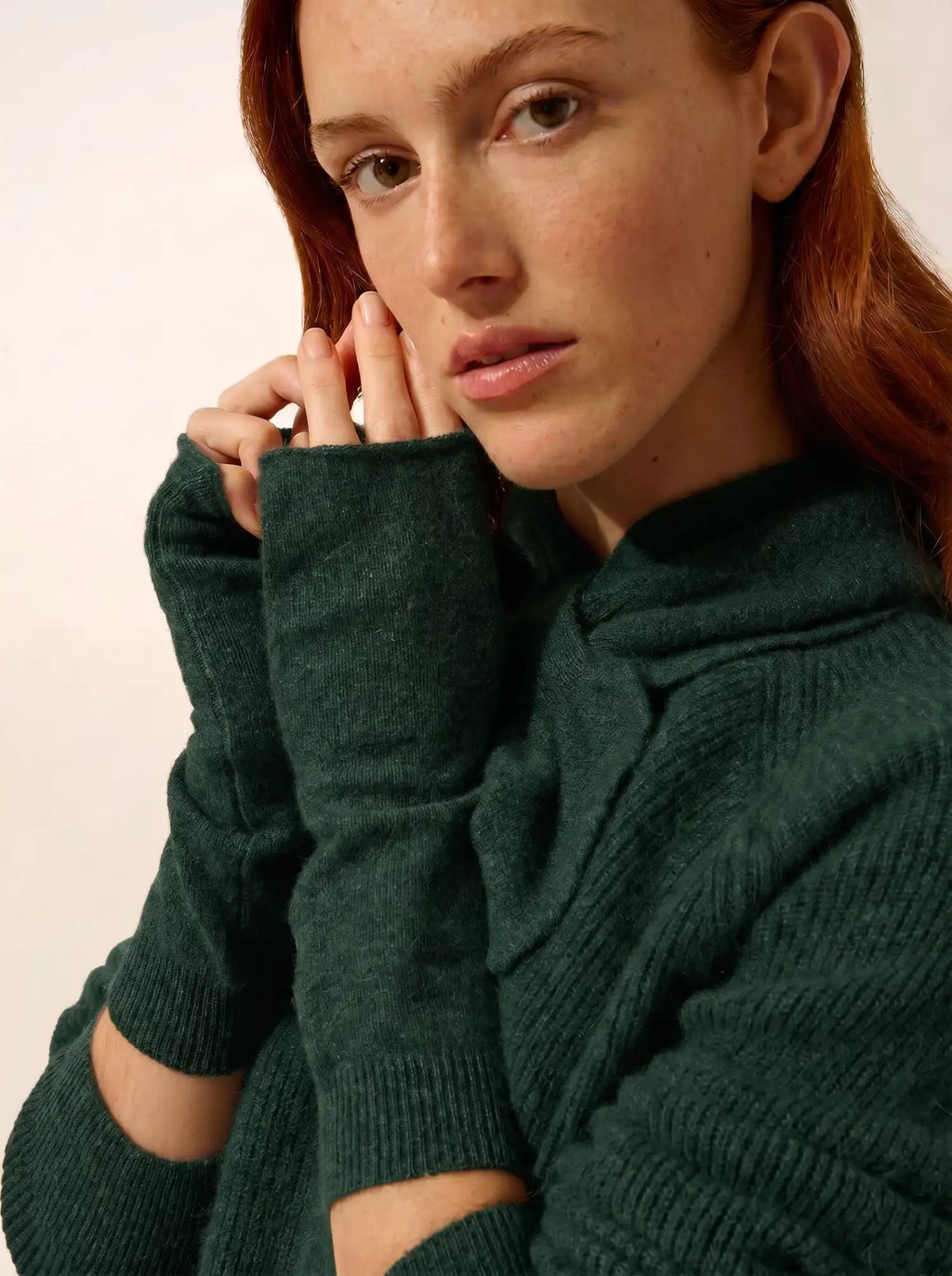 ZOE Fingerless Gloves Cypress
