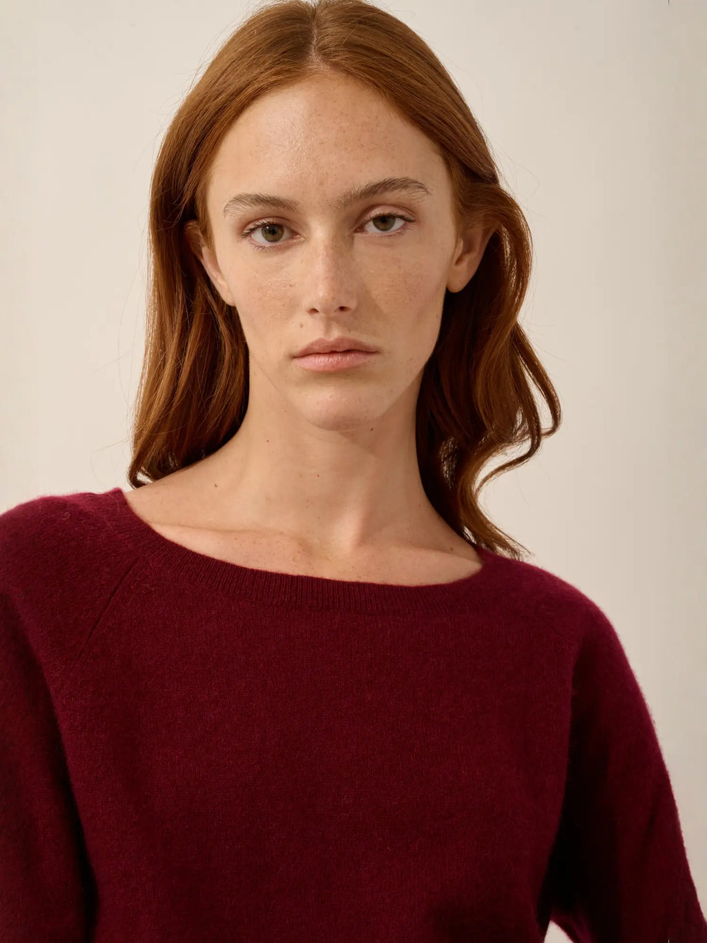 ABIGAILE Sweater Boat Neck Drop Back Burgundy
