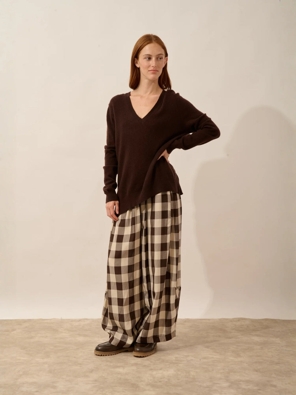 OPAL Sweater V-Neck Front and Back Chocolate