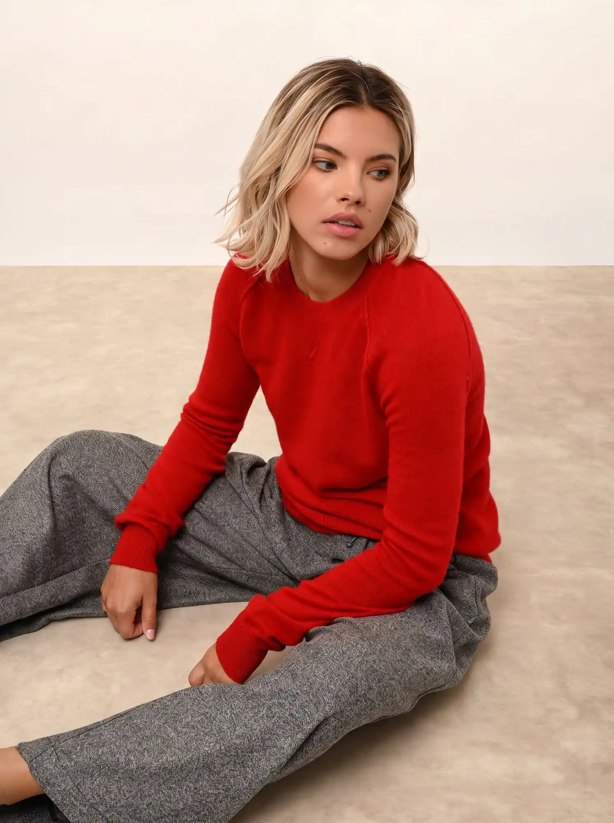 HELEN Pull Col Rond Rouge