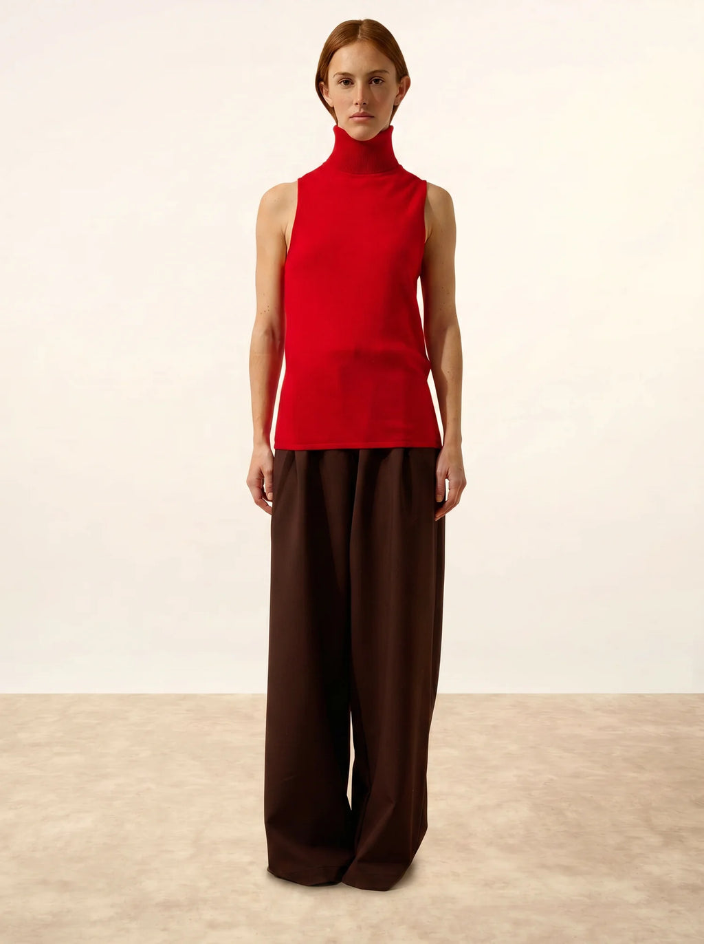VIOLET Pull Col Roulé sans Manches Rouge
