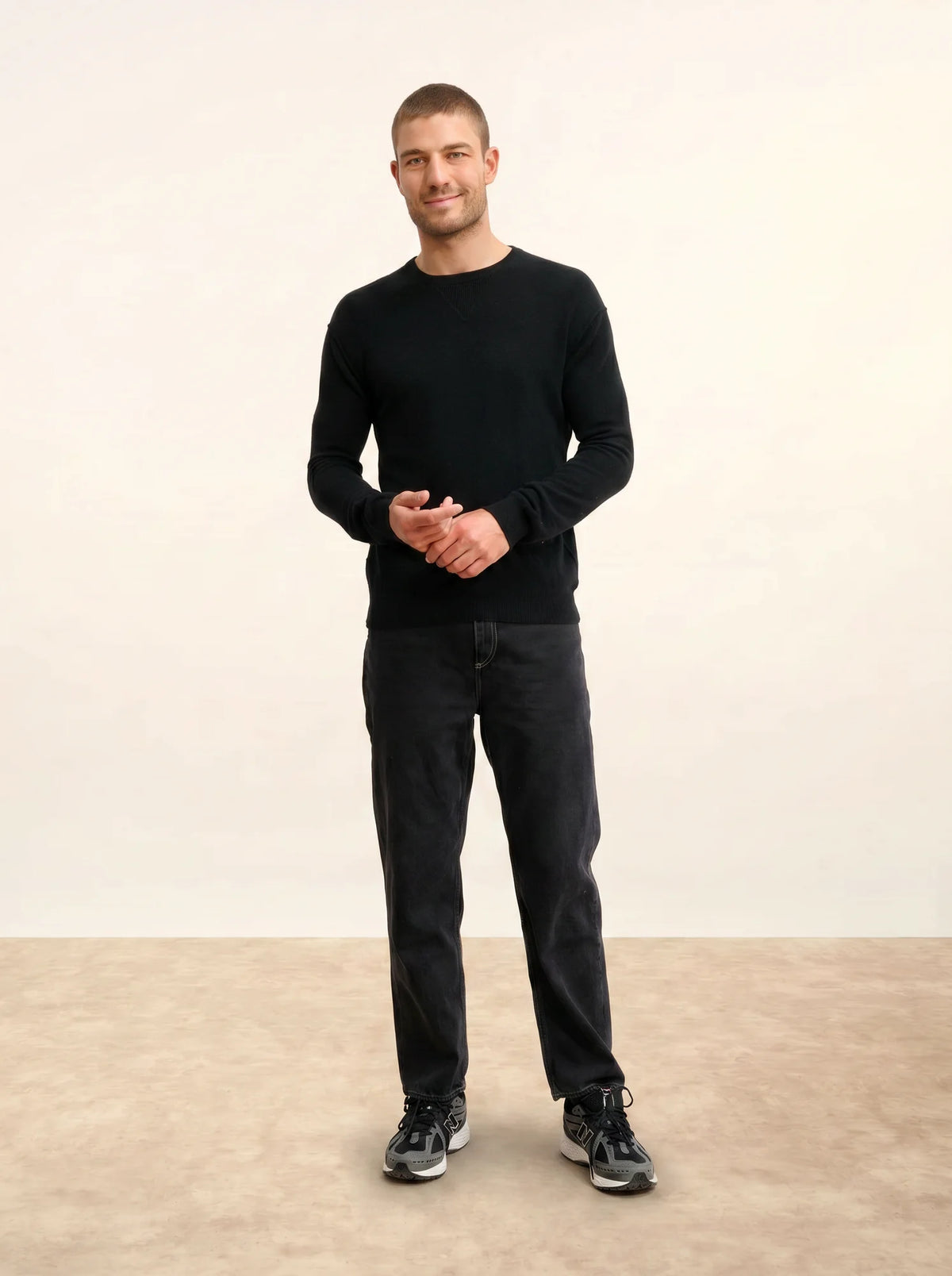 NOE Pull Col Rond Noir