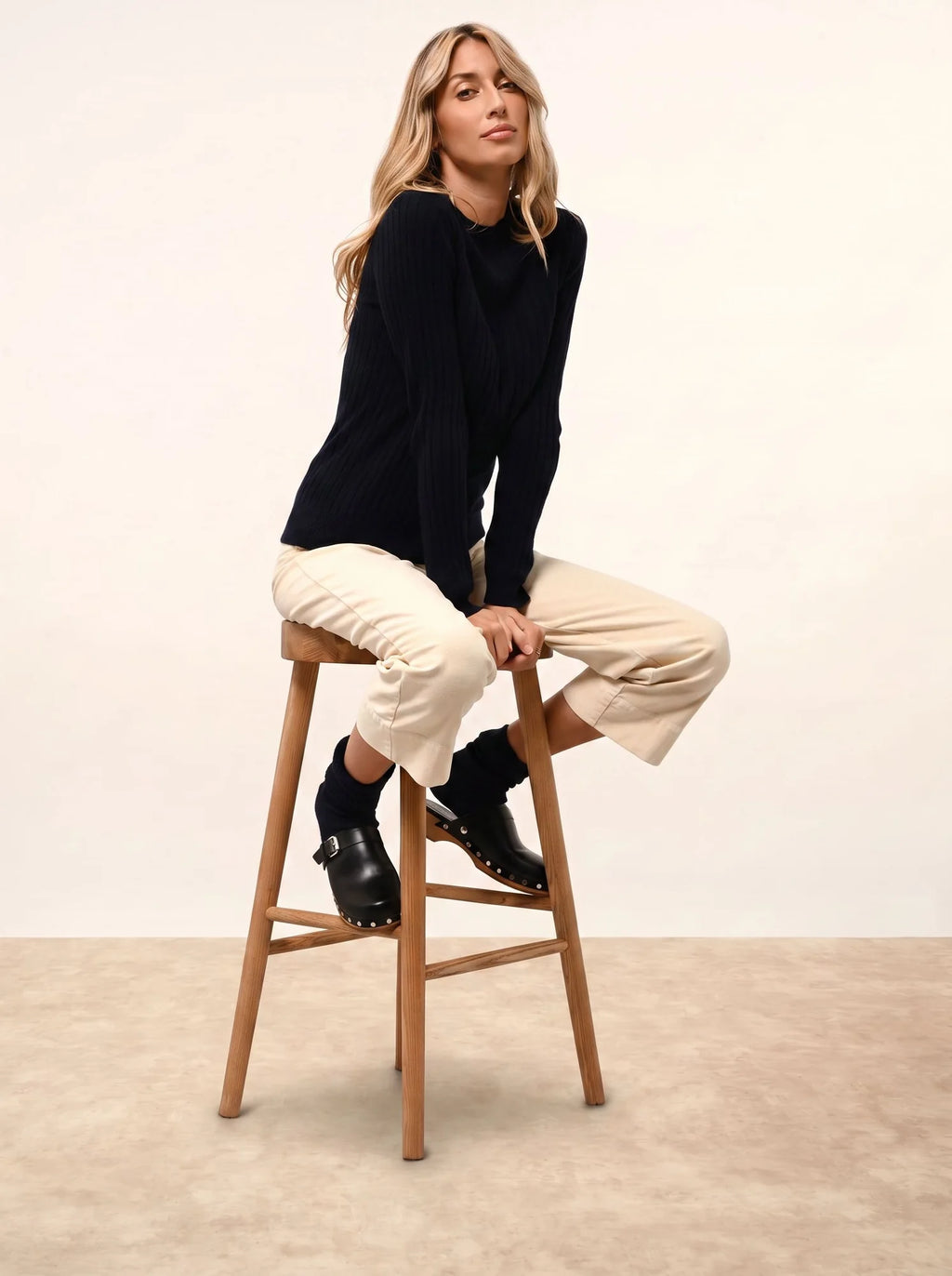 AVANA Pull Col Rond Bleu Marine