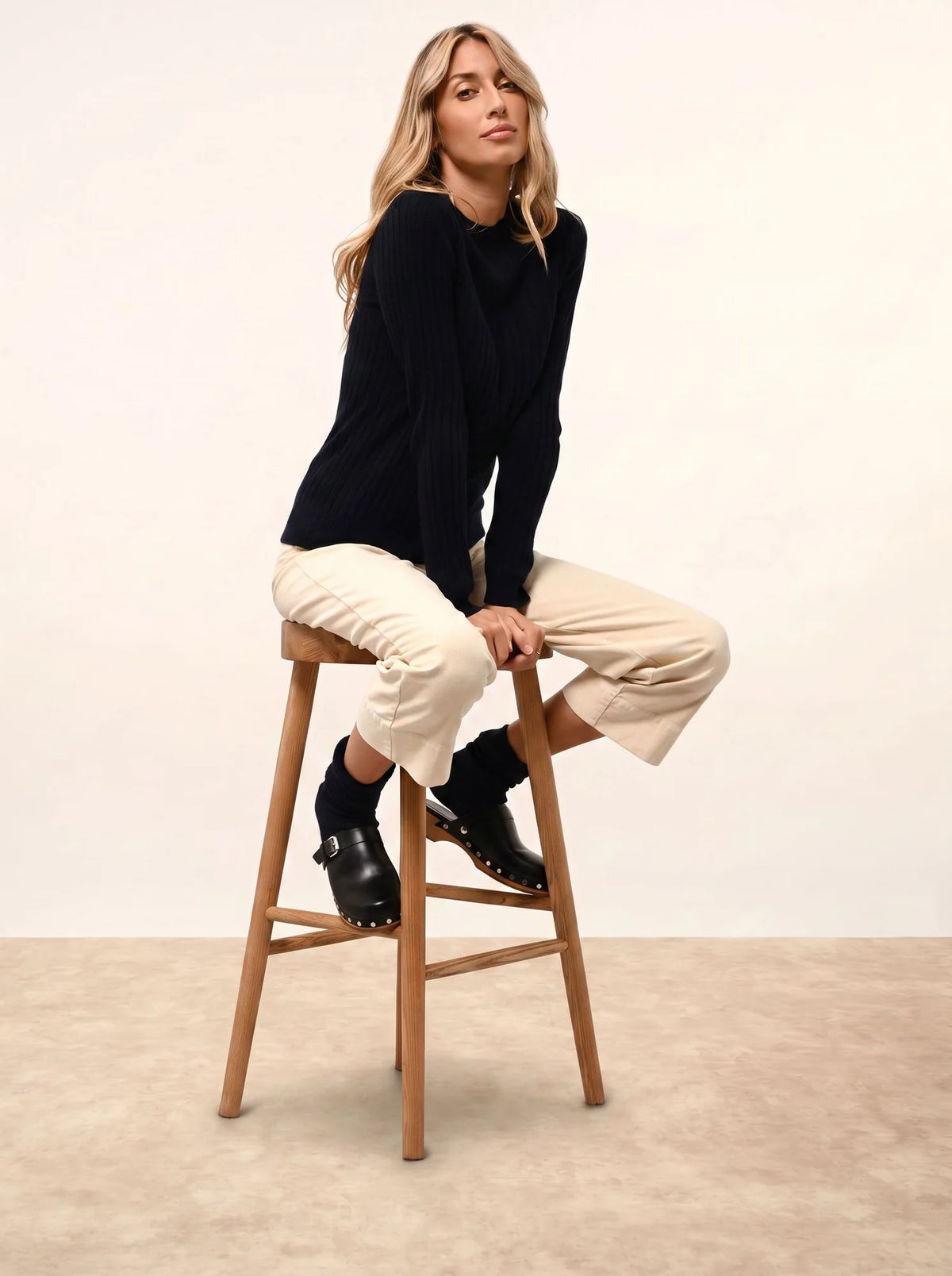 AVANA Pull Col Rond Bleu Marine