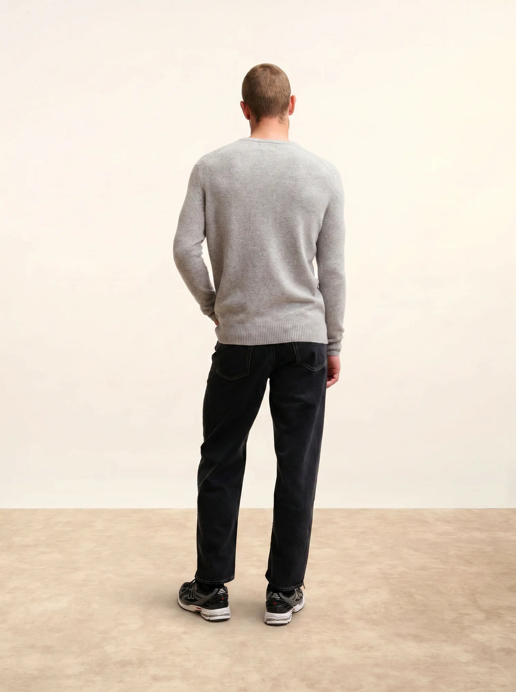 NATHAN Sweater V-Neck 4 Ply Heather Cloud