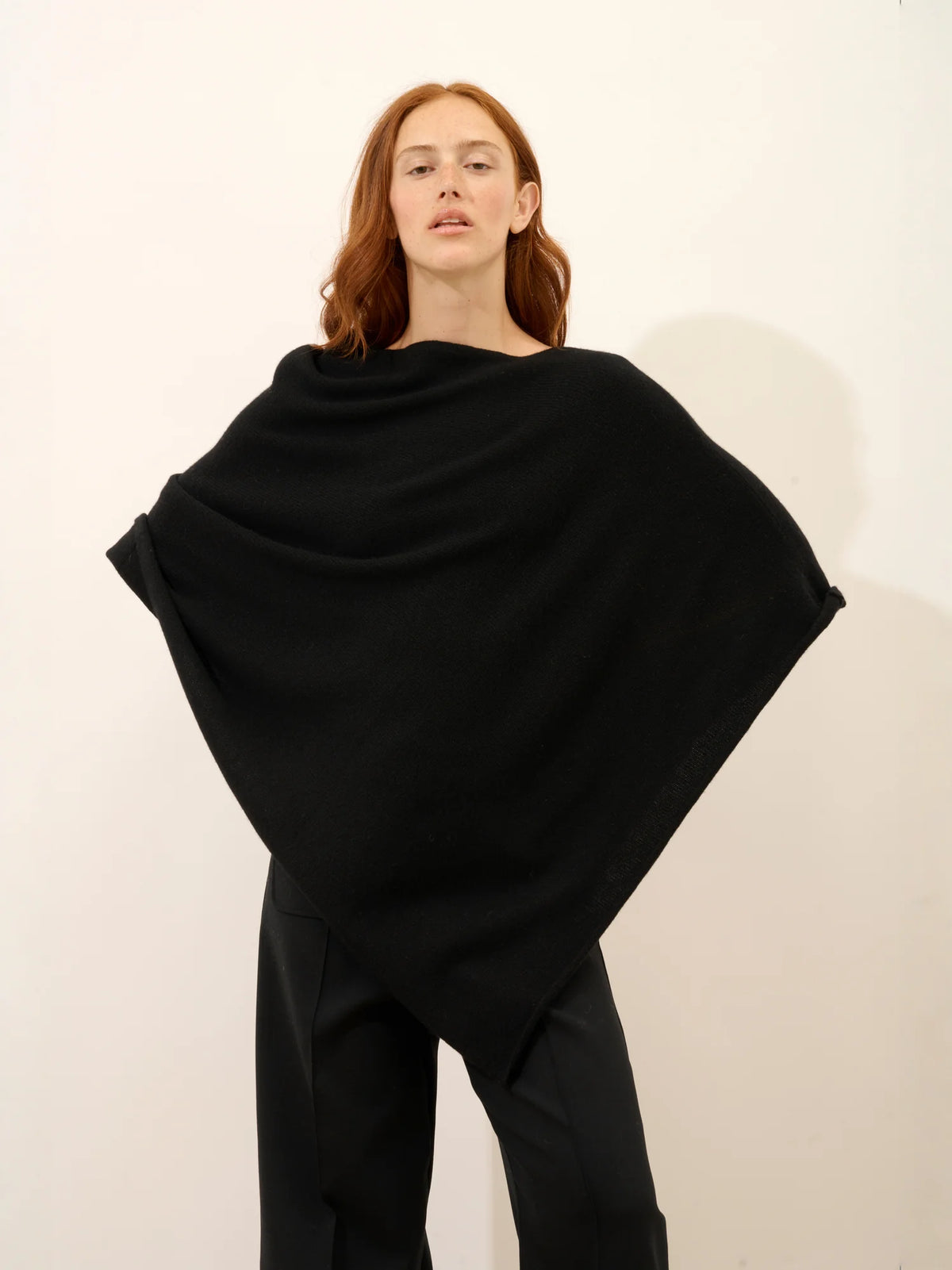 SALLY Poncho 4 Fils Noir