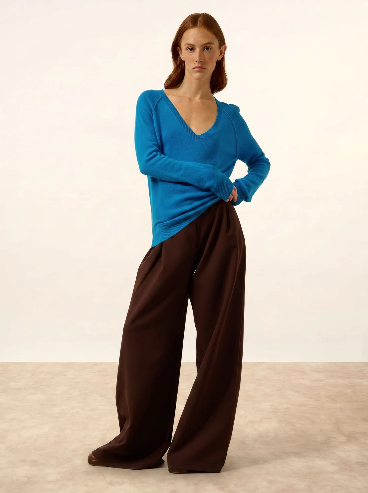 PHOEBE Pullover V-Ausschnitt Azurblau