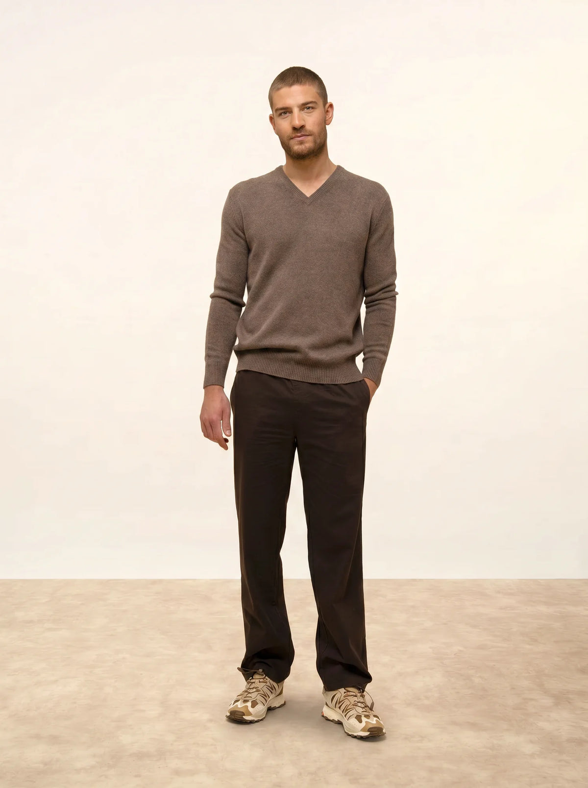 NATHAN Pullover V-Ausschnitt 4-fädig Taupe meliert