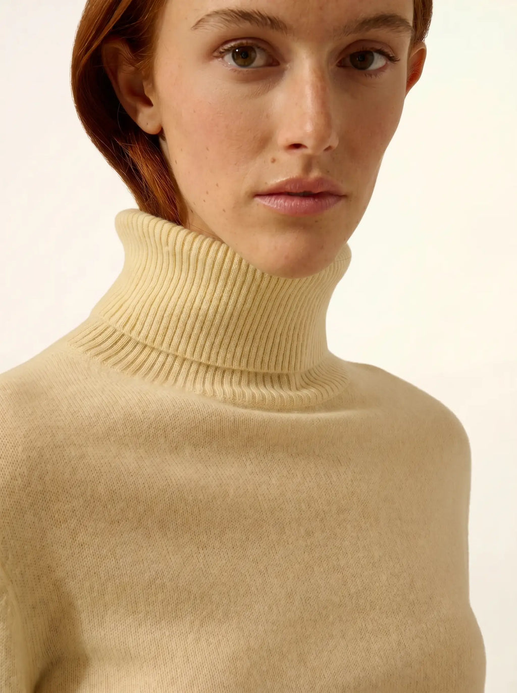 LEXIE Pull Col Roulé Limonade