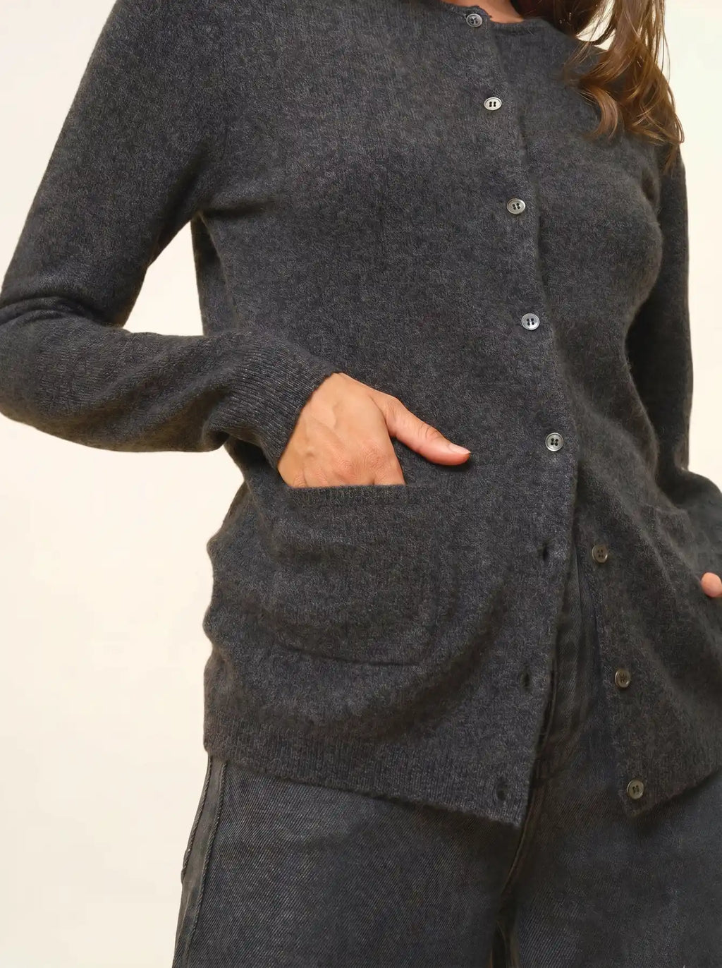 KATHARINE Cardigan Crew Neck Heather Black