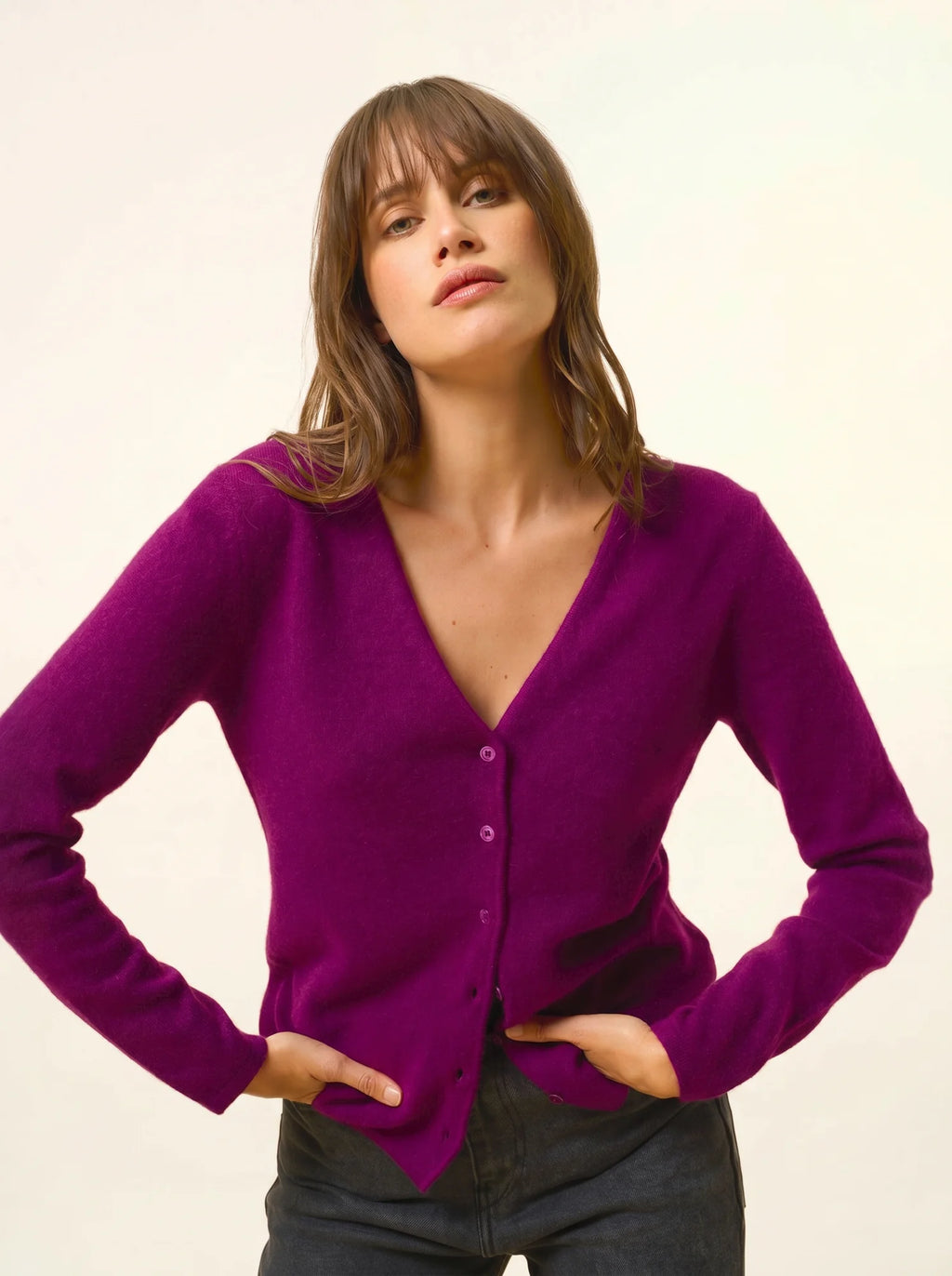 NORMA Strickjacke V-Ausschnitt Pflaumenblau
