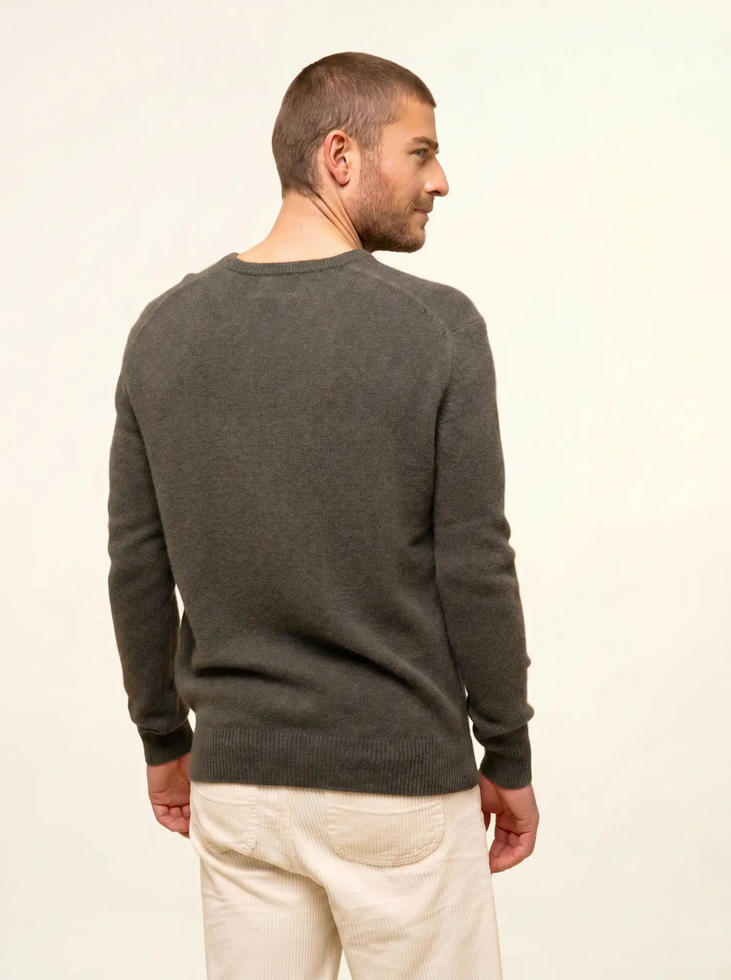NATHAN Sweater V-Neck 4 Ply Heather Khaki