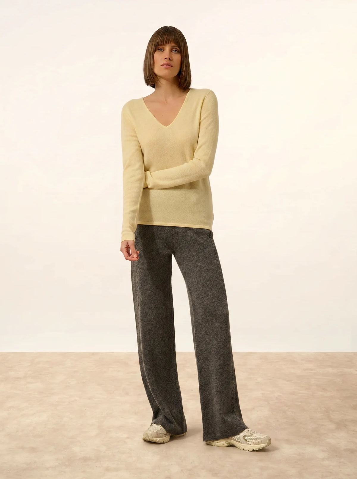 JOAN Pull Col V Limonade